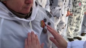 Награждение военнослужащих ГрВ «Север»