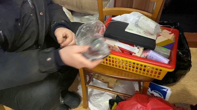 КЛАД ЗОЛОТА В ОПУСТЕВШЕЙ КВАРТИРЕ!!! Копатель. Металлокоп. Находки. смотреть онлайн