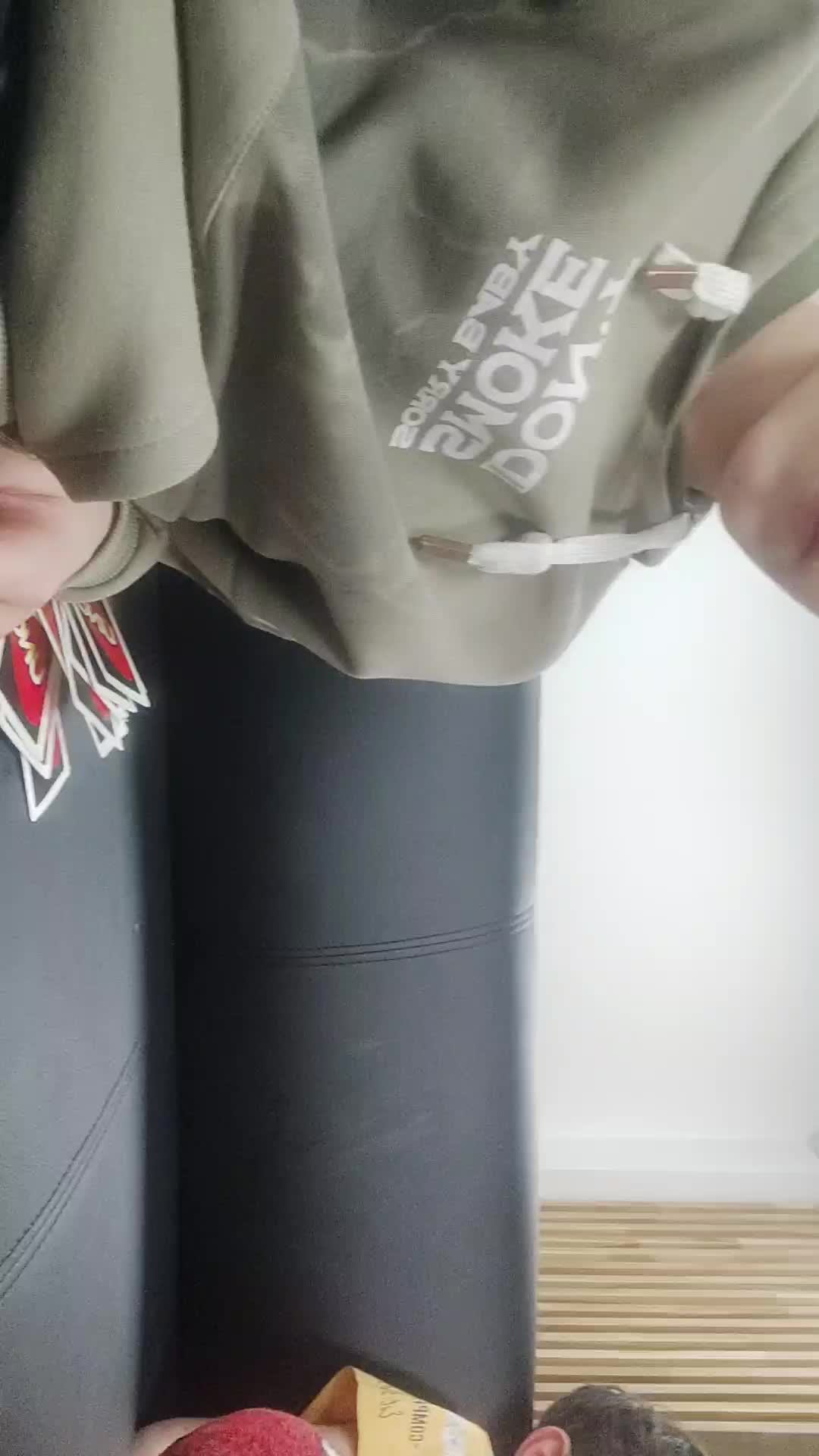 играю в Уно смотреть онлайн