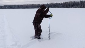 Рыбалка на Чёрном или жизнь в зимней палатке 🔥