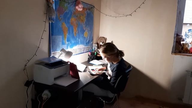 Воспоминание 2021г.  Суббота. Убираем в доме, готовим кушать. На улице дождь ☔☔☔