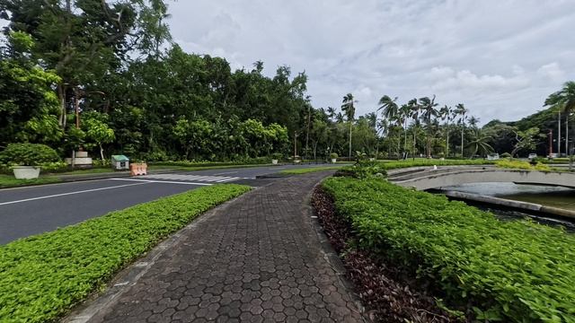 Прогулка по JI Nusa Dua Часть 1 смотреть онлайн
