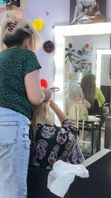 Интересна Ваша внимательность🤔 что делает каждый мастер?