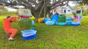 Настя и Эвелин заботятся о своей учительнице