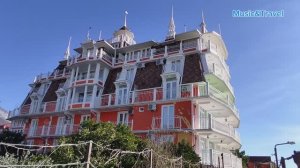 Край, где распускается мимоза, день 24 / После шторма. Сгоревшие машина и кипарисы