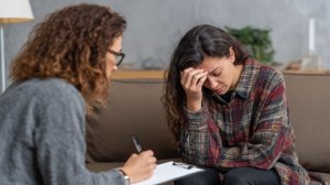 Продавцы воздуха: как псевдопсихологи и коучи зарабатывают на россиянах миллиарды