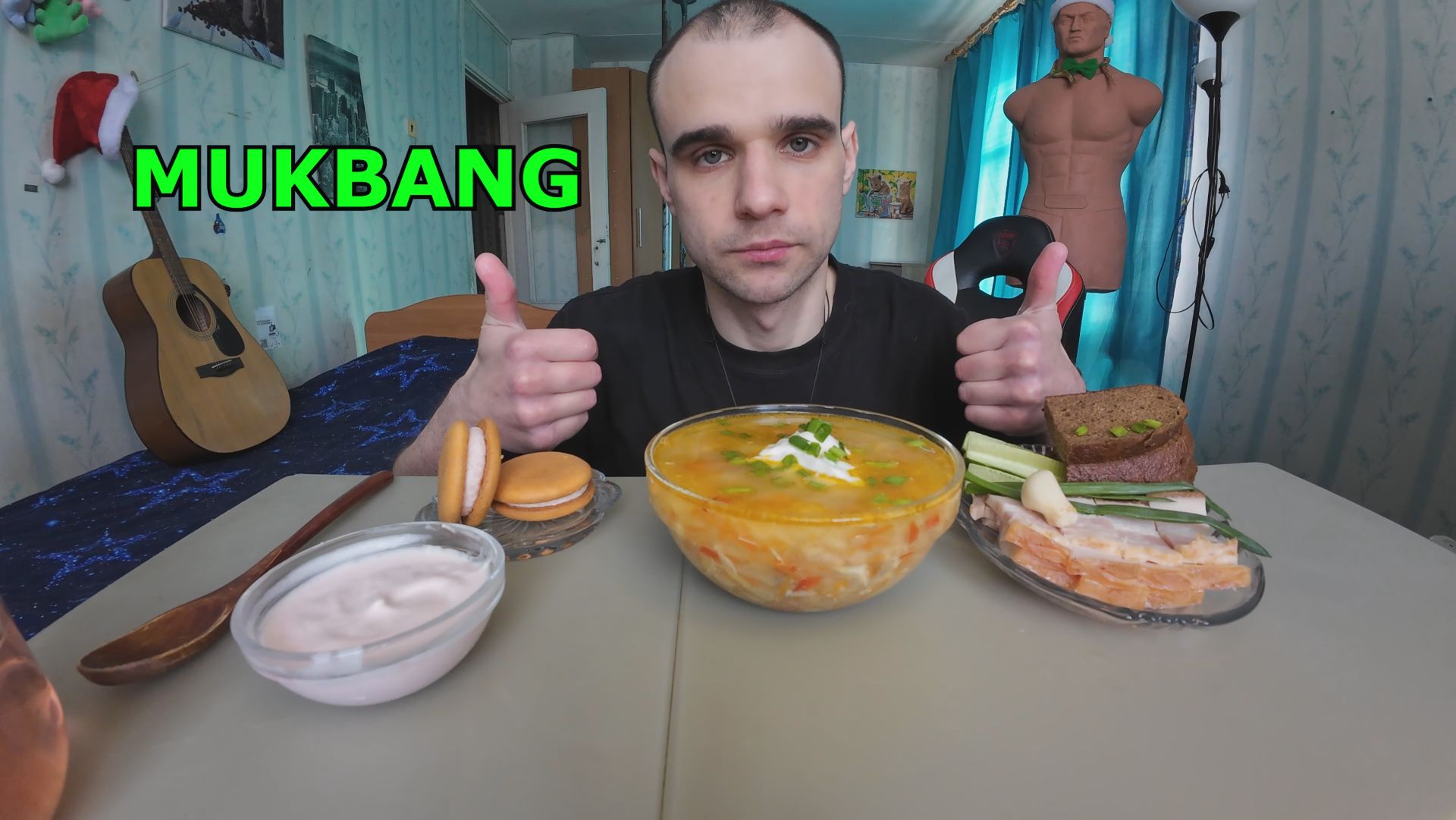 МУКБАНГ СУП ЩИ СО СМЕТАНОЙ / МЯСО ГРУДИНКА СВИНАЯ / ХЛЕБ / ЧЕСНОК / ПИРОЖНОЕ НА ДЕСЕРТ / ЕДА / АСМР смотреть онлайн