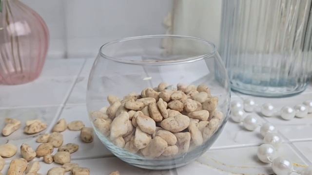 Аксессуар для декорирования УЮТНЫЕ КАМУШКИ слоновая кость, 1 кг, ADF101010 Аксессуар для декорирования УЮТНЫЕ КАМУШКИ слоновая кость, 1 кг, ADF101010