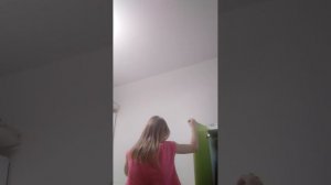 часть 2 уборка в[ камнате]