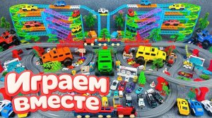 АСМР ГОНОЧНАЯ ТРАССА КОНСТРУКТОР ДЛЯ ДЕТЕЙ ! СТРОИМ ВМЕСТЕ И ЗАПУСКАЕМ МАШИНКИ ДЛЯ ДЕТЕЙ ЧАСТЬ 16
