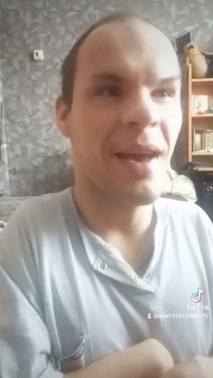 а так хочется человеческого любви но я этого не чувствую