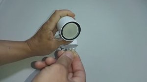 Как поменять лампочку GU10 при помощи присоски