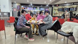 1 часть, прогулка с детьми/купили семена/как живут в русской деревне...