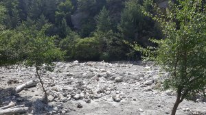 По каменной реке к Карадахской теснине. Дагестан.