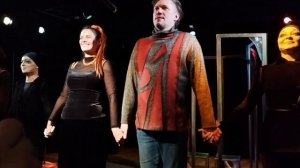 Театр Дождей. Отражения на мокром асфальте. 25.06.2025. Поклоны