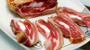 «Грудинка холодного копчения: засолка со стартовыми культурами  — или как покорить гостей ✨🍖🔥