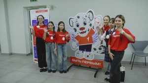 Более пятисот активистов со школ нашего города собрались накануне в 57 гимназии