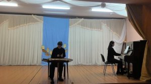 Концертные вариации на тему р. н. п. «Чернобровый, черноокий», исполняет Климантович Дарья