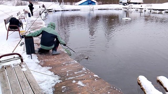 ЛОВЛЯ ФОРЕЛИ НА 1-м ВИП РК"ФИШКА ПЕТРЯИХА" смотреть онлайн