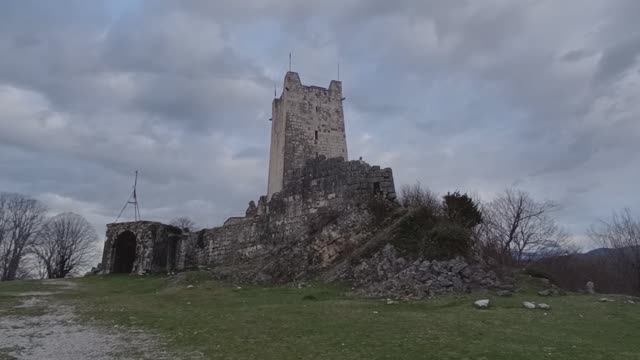 Мои эмоции во время подъёма на гору к Анакопийской крепости. Новый Афон, Абхазия.
