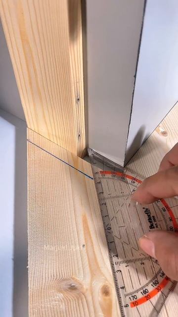 Как правильно измерить угол наклона древесины #деревообработка #советы #сделай сам #идеи #столярное