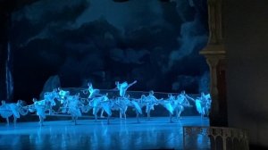 Выход теней в 3 акте балета Баядерка