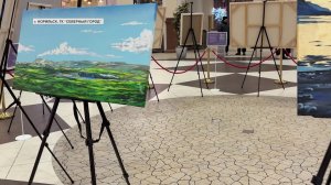 ГОРОД НА ХОЛСТЕ