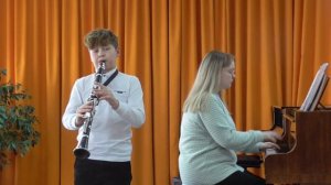 Арсений Плахин, ОДШИ № 3 г. Братска, И. С. Бах Ария и танец; В. А. Моцарт Менуэт