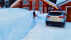 Все рекорды по снегу побиты: снегопад сорвал поездку на дачу! 🌨️