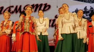 Поют хор Казачата