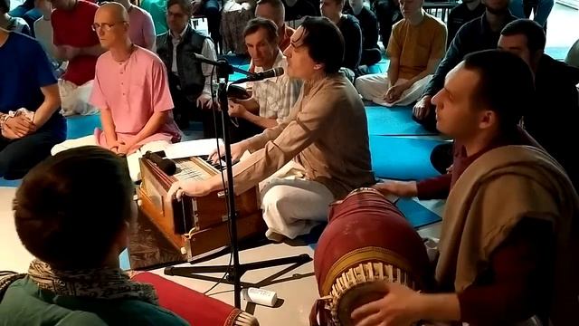 27 03 22  Киртан