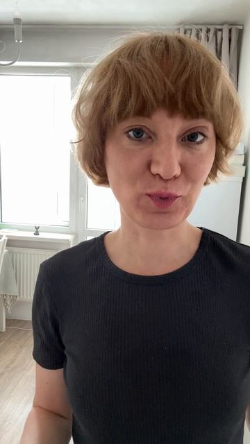 Фильм Отчаянные аферистки 2021 года США комедия