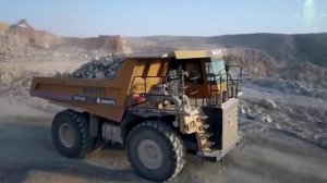 Самосвалы гиганты