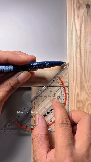 Простой способ измерить положение деревянного уголка #деревообработка #советы #сделай сам #идея #сто