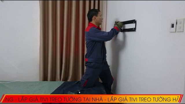 Lắp giá tivi treo tường cho khách hàng ở ngõ 193 Văn Cao, thành phố Hải Phòng. смотреть онлайн