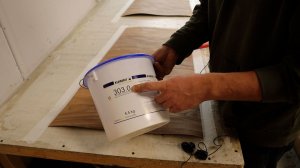 В мастерской №62. Про аренду, полный курс наклейки шпона, обо всём и ни о чём.