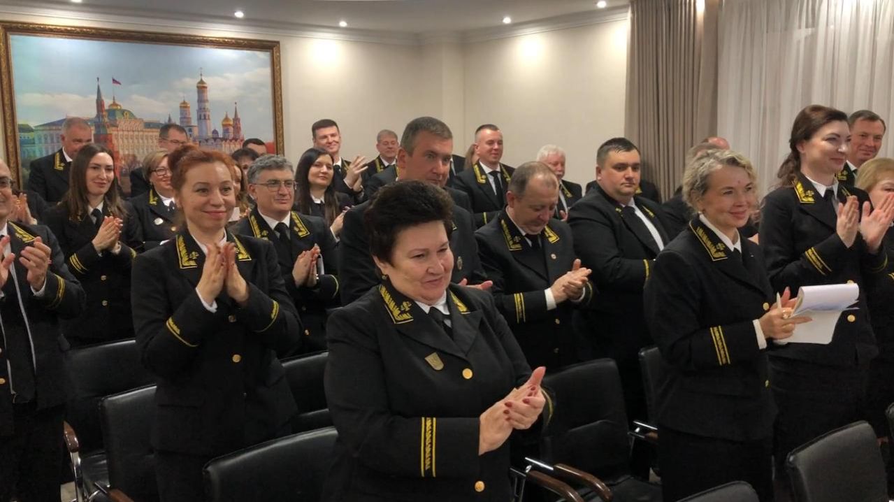 Подведены итоги работы судов края за 2025 год (27.02.2026) смотреть онлайн