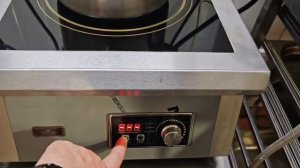 Запечённые свиные рёбрышки.