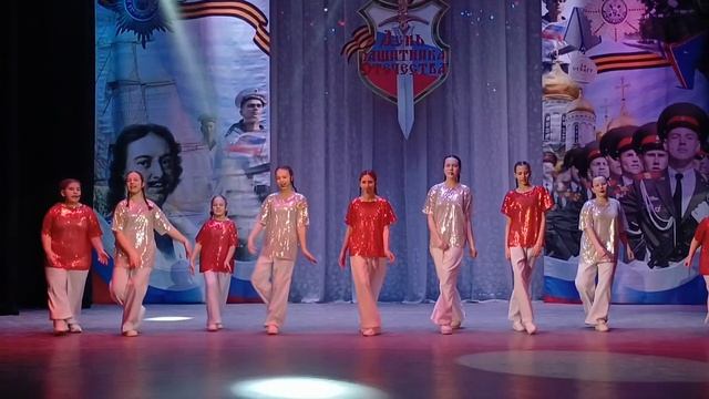 Празднечный концерт ко дню защитника отечества.