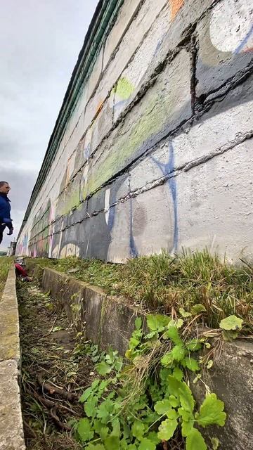 ЮГ & ИЗБА! ТВОРЧЕСТВО ОБЪЕДИНЯЕТ!  Музыка: #PlanetaJuzz #ЮгФм #ЮгТв #Граффити Тгк: YoSouthFamily