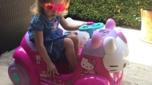 Машинка Хелло Китти и 400000 подписчиков! ВОПРОС для зрит