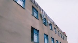 Весна где-то рядом...)