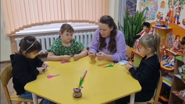 Цветы из бросового материала. смотреть онлайн