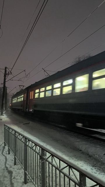 Электричка едем по зимнему Пятигорску смотреть онлайн