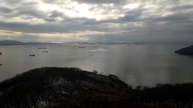 Залив Находка 15марта 2022г.