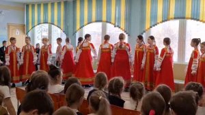 Фольклорный ансамбль "Забава" 5-7 кл. "Я на горку шла", русская народная песня