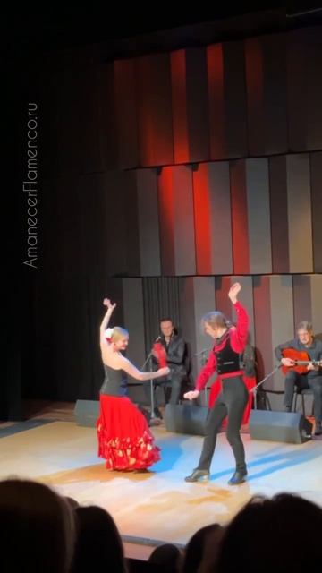 Севильяна. Испанский танец. AmanecerFlamenco.ru