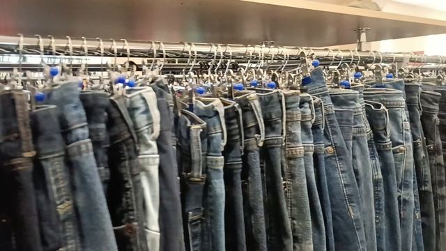 Секонд хенд и скидка 85 процентов и ещё кое что смотреть онлайн