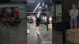 Никишин Андрей/ тренер ТФ Братиславская/ 52 раза