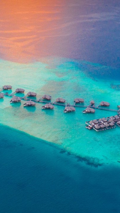 KISS ME - $ SPAGHETTIFICATION $ - ПРИПОДНЯТАЯ